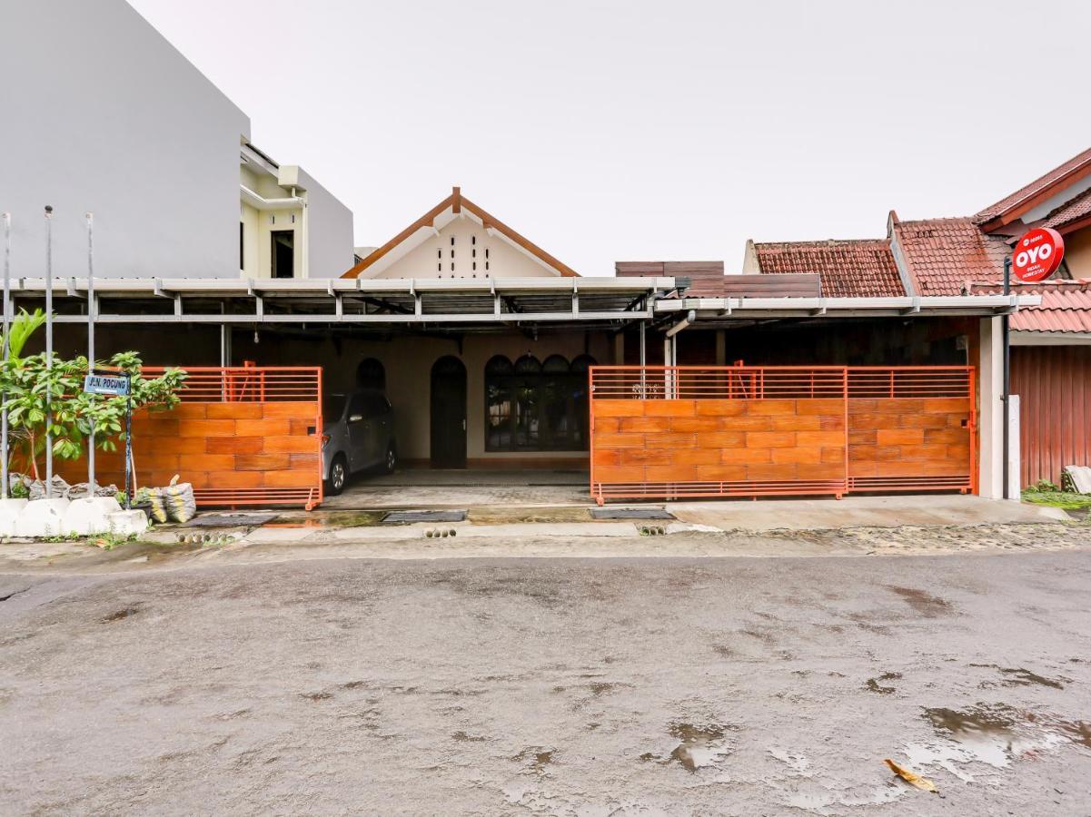 Oyo 90095 Indah Homestay Syariah Kejayan 外观 照片