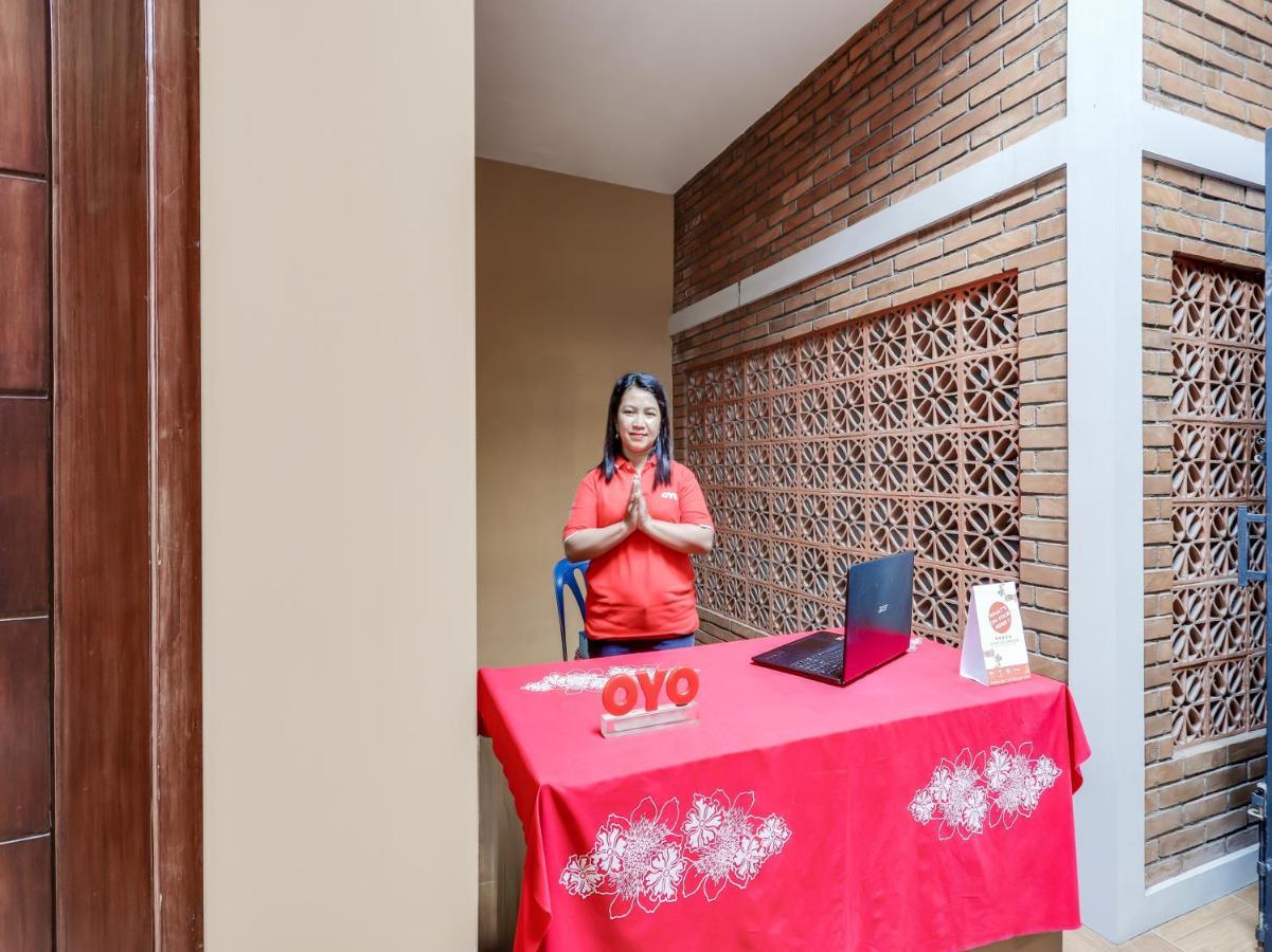 Oyo 90095 Indah Homestay Syariah Kejayan 外观 照片